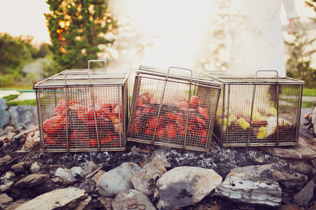 A Summertime Ritual: Clambakes are a timeless New England tradition ...